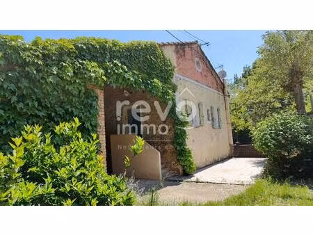 authentique mas provençal du xviiième siècle