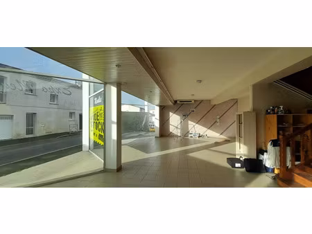 vente locaux professionnels 600 m² à la tranche-sur-mer (85360)  485 000 €