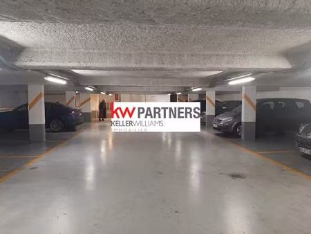 vente parking à paris 9ème (75009)  18 900 €