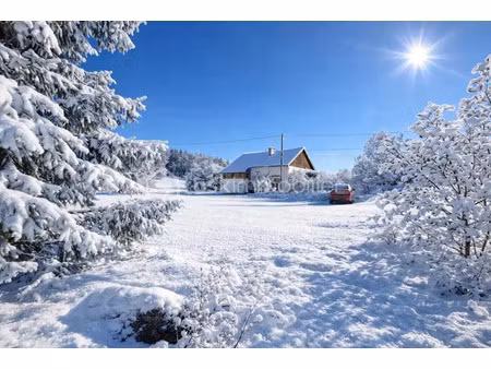vente locaux professionnels à les premiers sapins (25580)  792 000 €