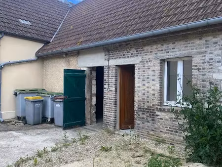 vente immeuble 4 pièces à estissac (10190)  175 000 €