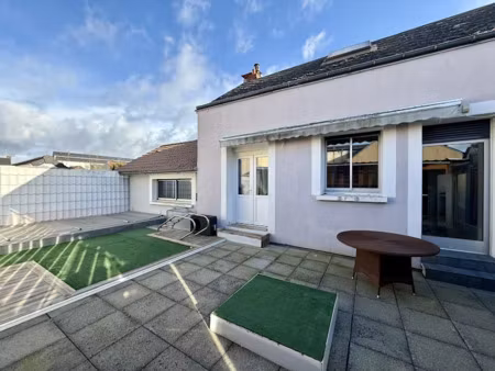 vente immeuble 161 m² à montargis (45200)  215 000 €