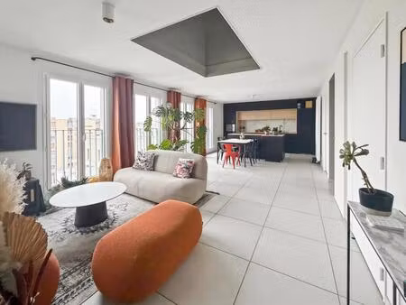appartement de 4 pièces de 106 m² à villeurbanne
