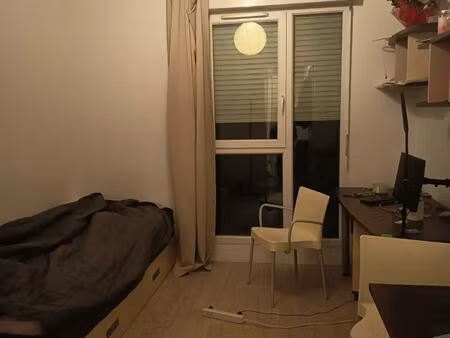 beau studio à qqs minutes à pied de la gare rer cergy-saint-christophe