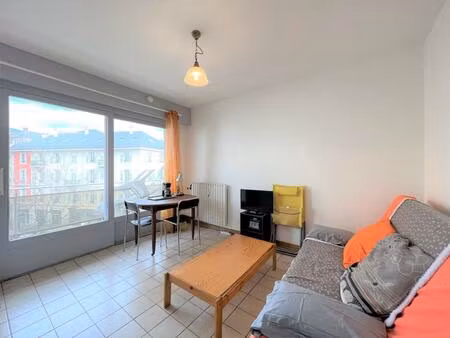 studio meublé centre ville de chambéry