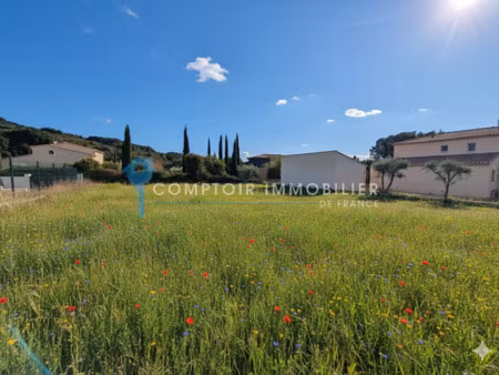 castillon du gard : terrain a batir