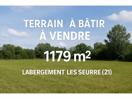 terrain constructible de 1179 m² avec vue campagne