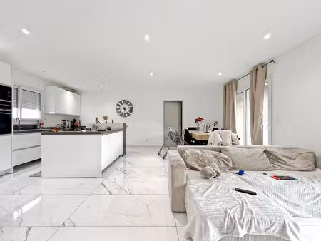 maison 4 pièces 89 m2 - terrain 550m2