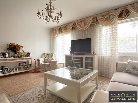 nanterre - proche centre - maison avec jardin et dépendance