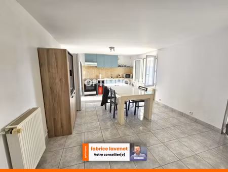 belle maison de ville de 94 m²  3 chambres et garage roumazieres loubert (16)