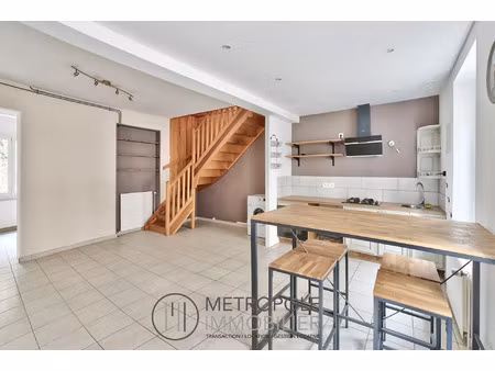 location maison 3 pièces 79 m² à tarare (69170)