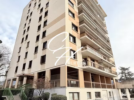 location appartement 3 pièces 88 m² à meylan (38240)