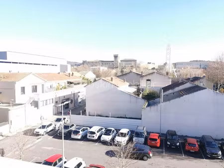 location meublée appartement 2 pièces 52 m² à salon-de-provence (13300)  790 €