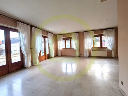 vente maison 9 pièces 239 m² courcelles-chaussy (57530)