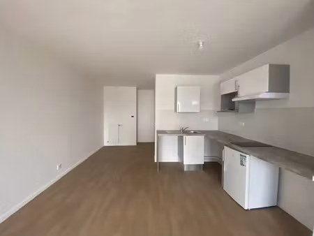 location appartement 2 pièces 49 m² à clichy-sous-bois (93390)  935 €