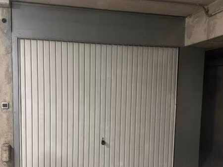 location garage en ss sol lucciana