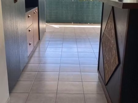 a saisir studio schoelcher 550