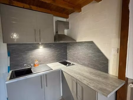 appartement t3 à louer - 3 pièces - 49 m2 - graulhet - 81 - midi-pyrenees