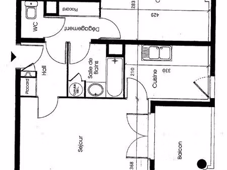 appartement 2 pièces + cuisine séparée proche tram