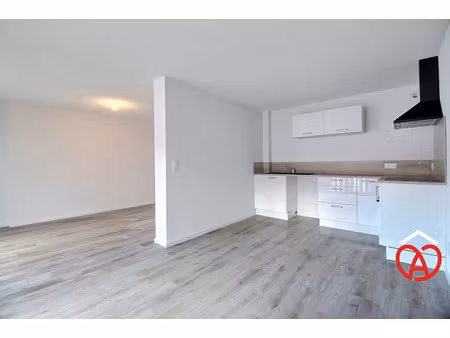 location appartement 3 pièces 77.1 m² à saint-pierre (67140)  910 €
