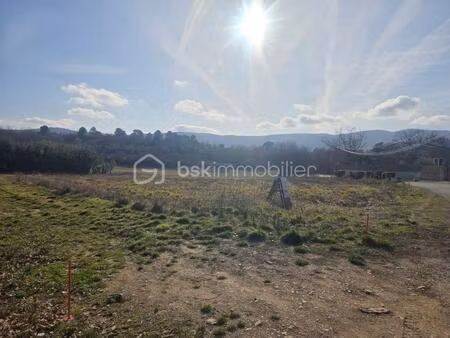 terrain 1700 m² non viabilisé constructible