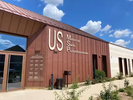 location locaux professionnels 1 pièce 15 m² à us (95450)  530 €