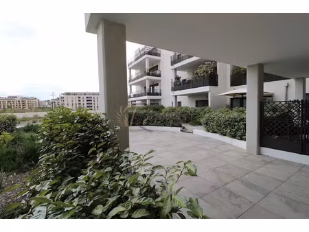 location locaux professionnels 147.37 m² à aix-en-provence (13090)  1 900 €