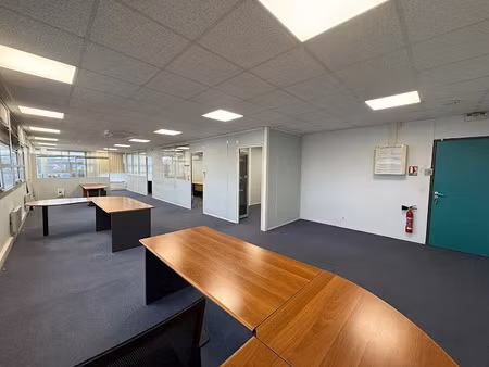 location locaux professionnels 124 m² à nevers (58000)  1 300 €