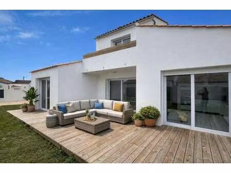 vente maison à saint-gilles-croix-de-vie (85800) : à vendre / 157m² saint-gilles-croix-de-
