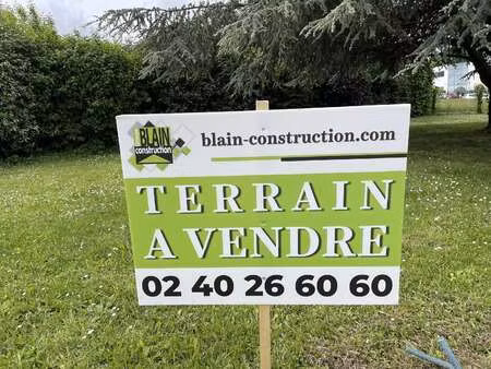 vente terrain à saint-hilaire-de-chaléons (44680) : à vendre / saint-hilaire-de-chaléons