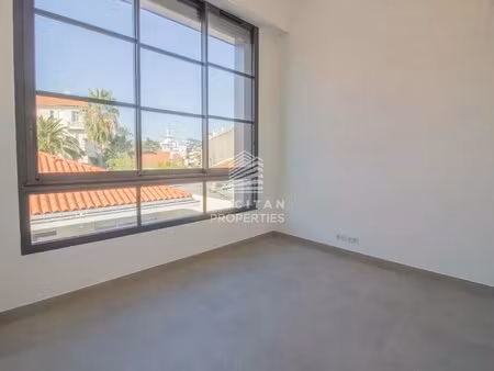 650 mètres du palais des festivals - neuf - calme