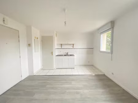 location appartement 1 pièce 32 m² à saint-brevin-les-pins (44250)
