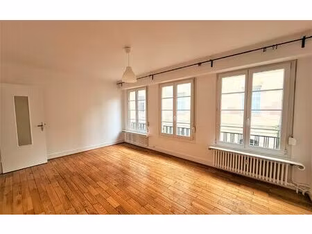 location appartement  70 m² t-3 à strasbourg  995 €