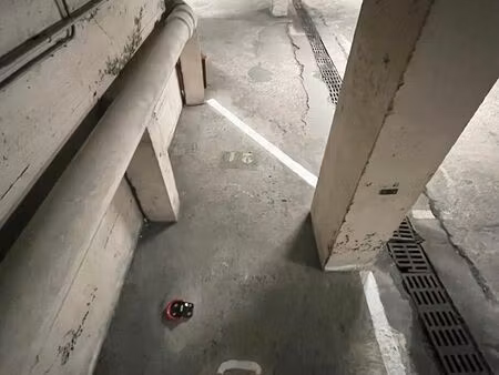 parking moto - quartier chavant