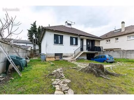 maison 3 pièces 90 m²