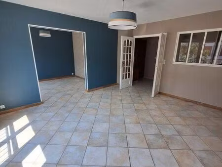 appartement 3 pièces 79 m²