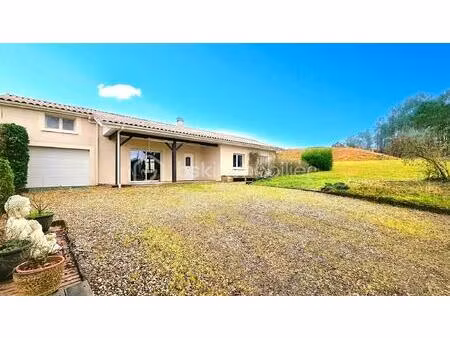 maison contemporaine de 105 m² à menesplet