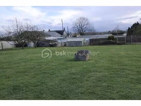 terrain de 550 m² à la suze-sur-sarthe