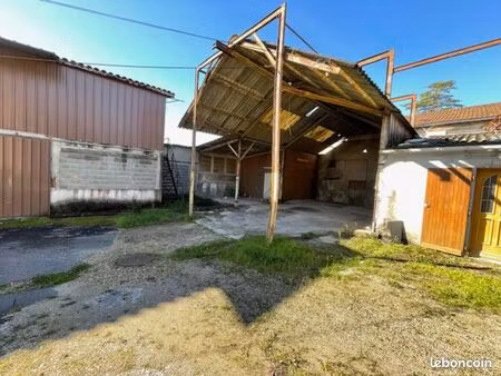 maison 1 pièce 80 m²