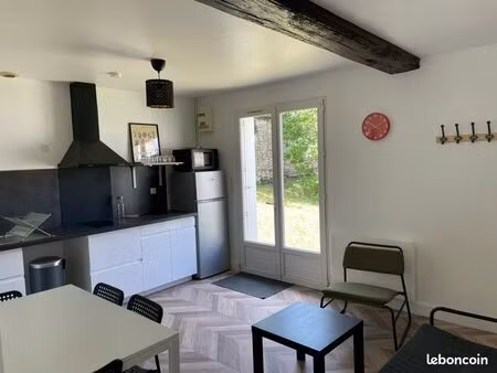 appartement t2 meublé refait à neuf proche centrale