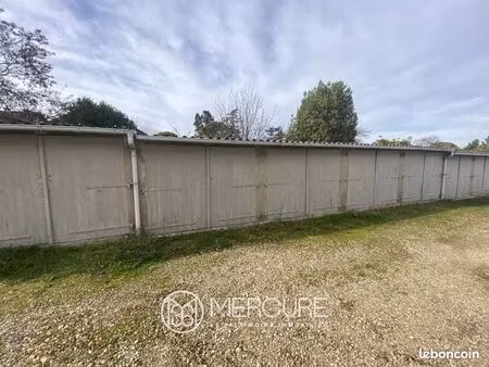 garage/box 13 m² poitiers