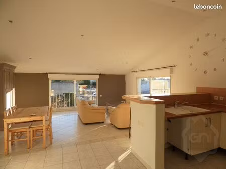 appartement 2 pièces 65 m²