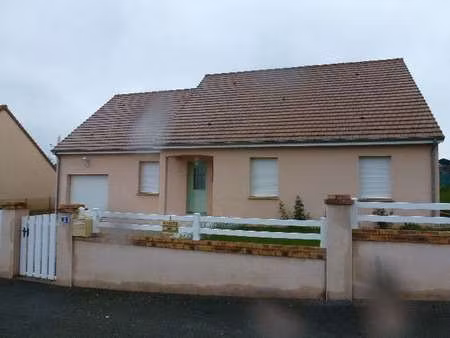 location maison à sougé-le-ganelon (72130) : à louer / 140m² sougé-le-ganelon