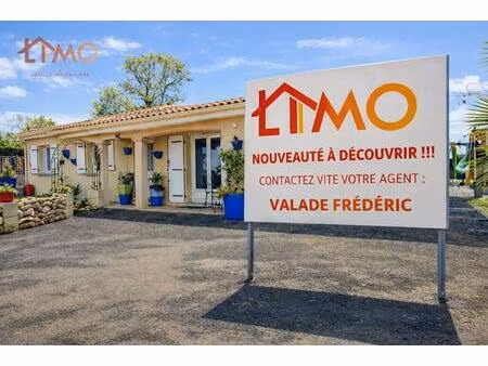 pavillon de plain-pied composé de 5 pièces 96 m² habitables sur un terrain de 1503 m²