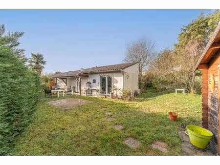 maison de 4 pièces de 90 m² à floirac