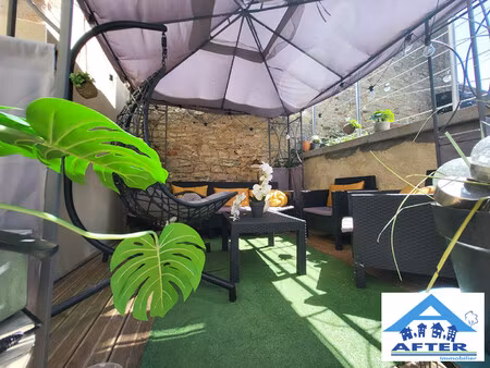 maison divisee en 2 appartements loues