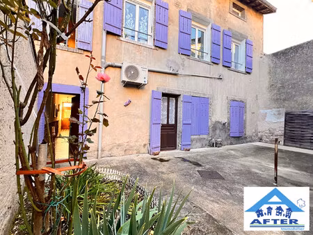 2 immeubles + commerce + maison a renover