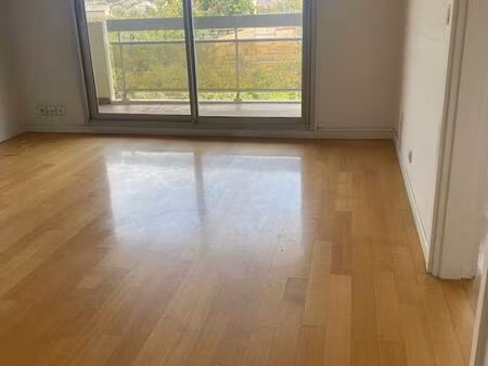 chutes-lavie appartement t2 - 13004 marseille