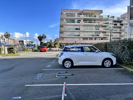 place de stationnement dans la résidence port arcachon