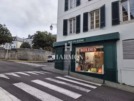 harmon à louer : local commercial oloron